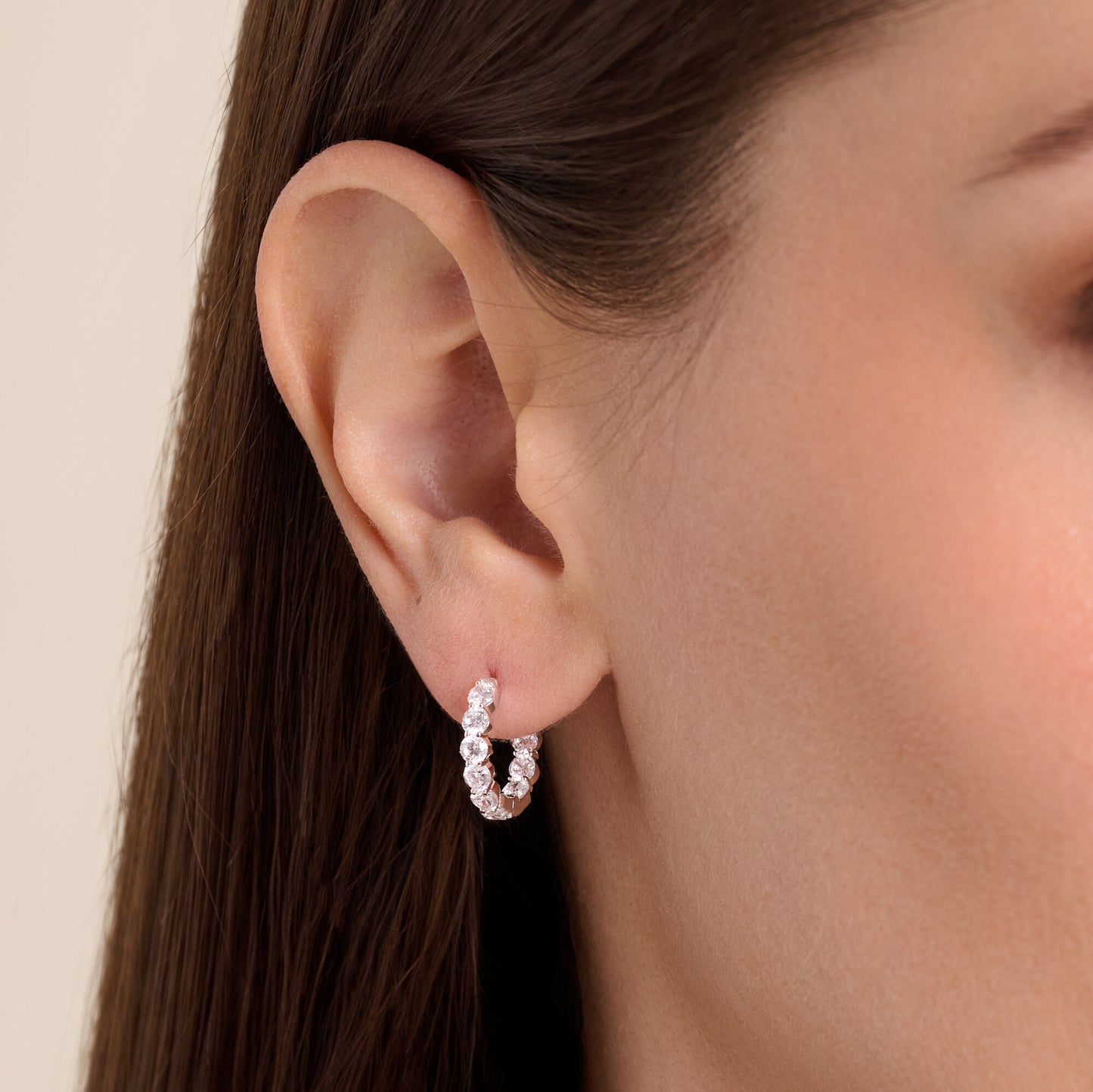 Wide Shared Prong Hoop Earrings in 14K White Gold | Monte Luna