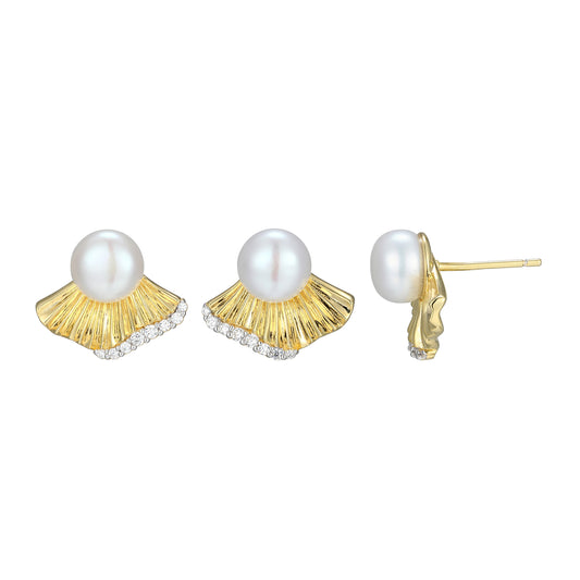 LE0261 - Butterfly Freshwater Pearl Stud Earrings | elle