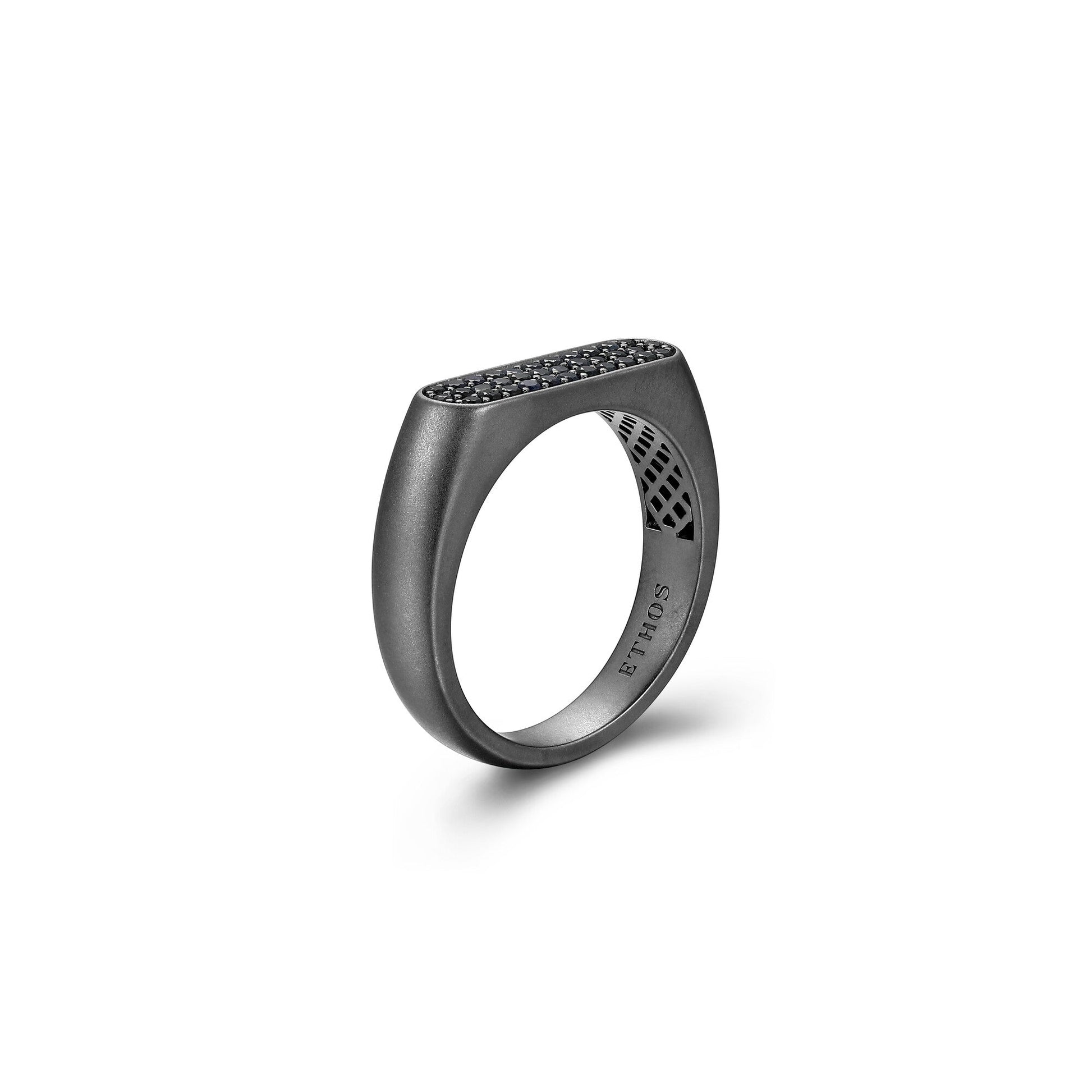 Black Ice Gunmetal Sterling Silver and Black Sapphire Oval Signet Ring - UR11 | ethos