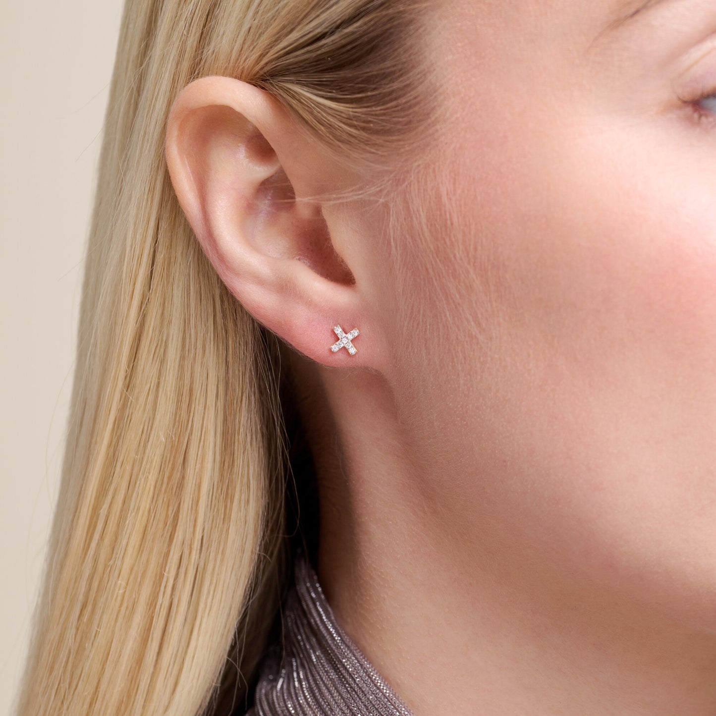 XO Stud Earrings in Rhodium-Plated Sterling Silver | M by Monte Luna